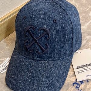 Off-White Arrow Logo Signature Baseball Cap
